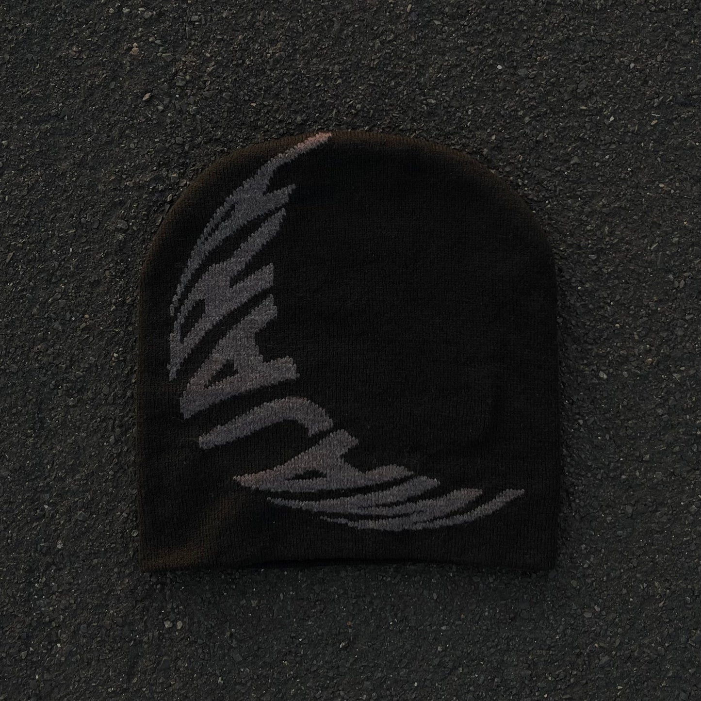 essential beanie - phantom